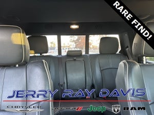2017 RAM 3500 Limited Crew Cab 4x4 8&#39; Box